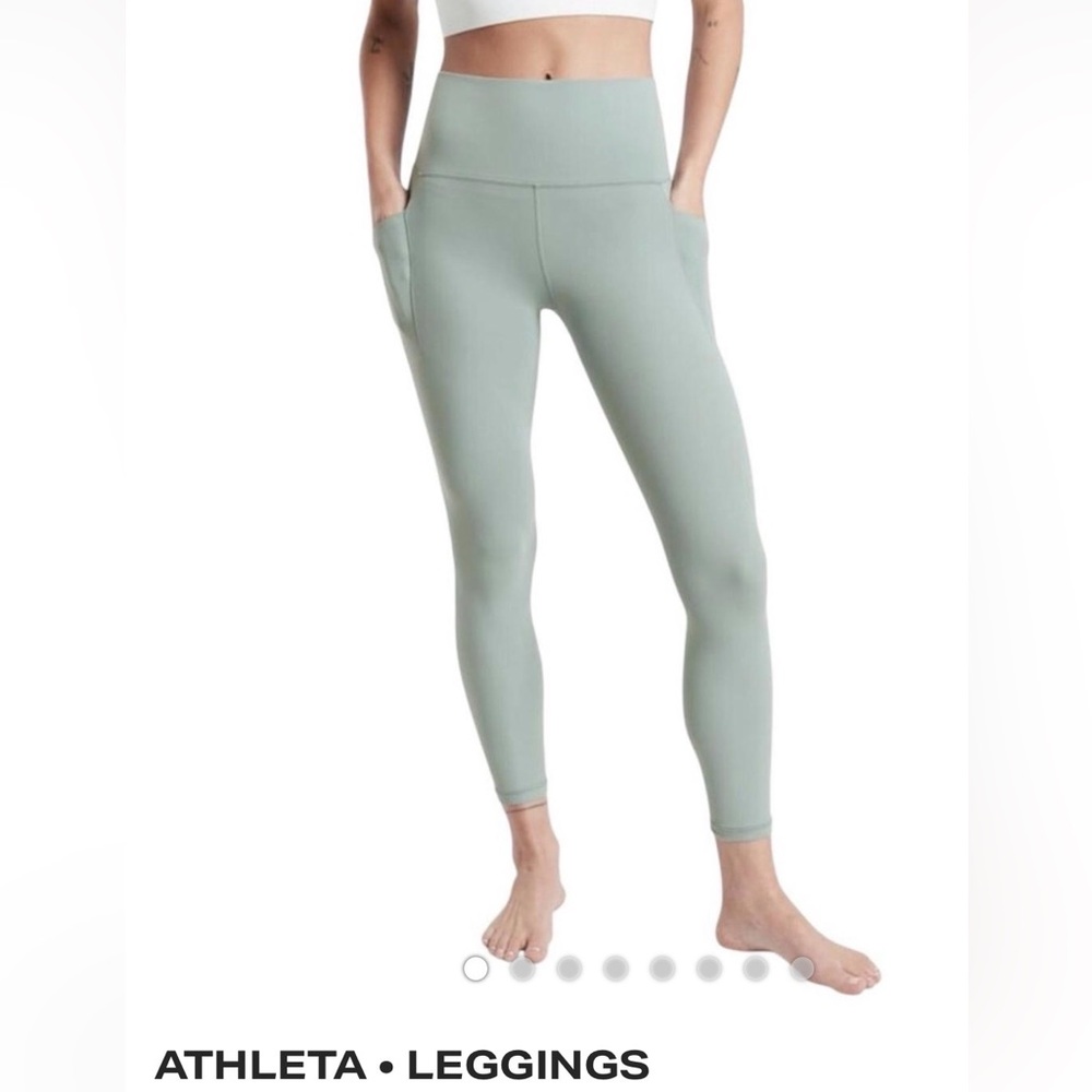 Athleta Mint Green Leggings with pockets M